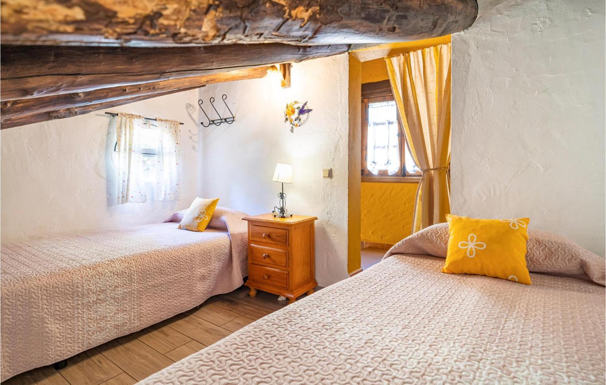 Amazing Cottage In Algatocin With Kitchen Dış mekan fotoğraf
