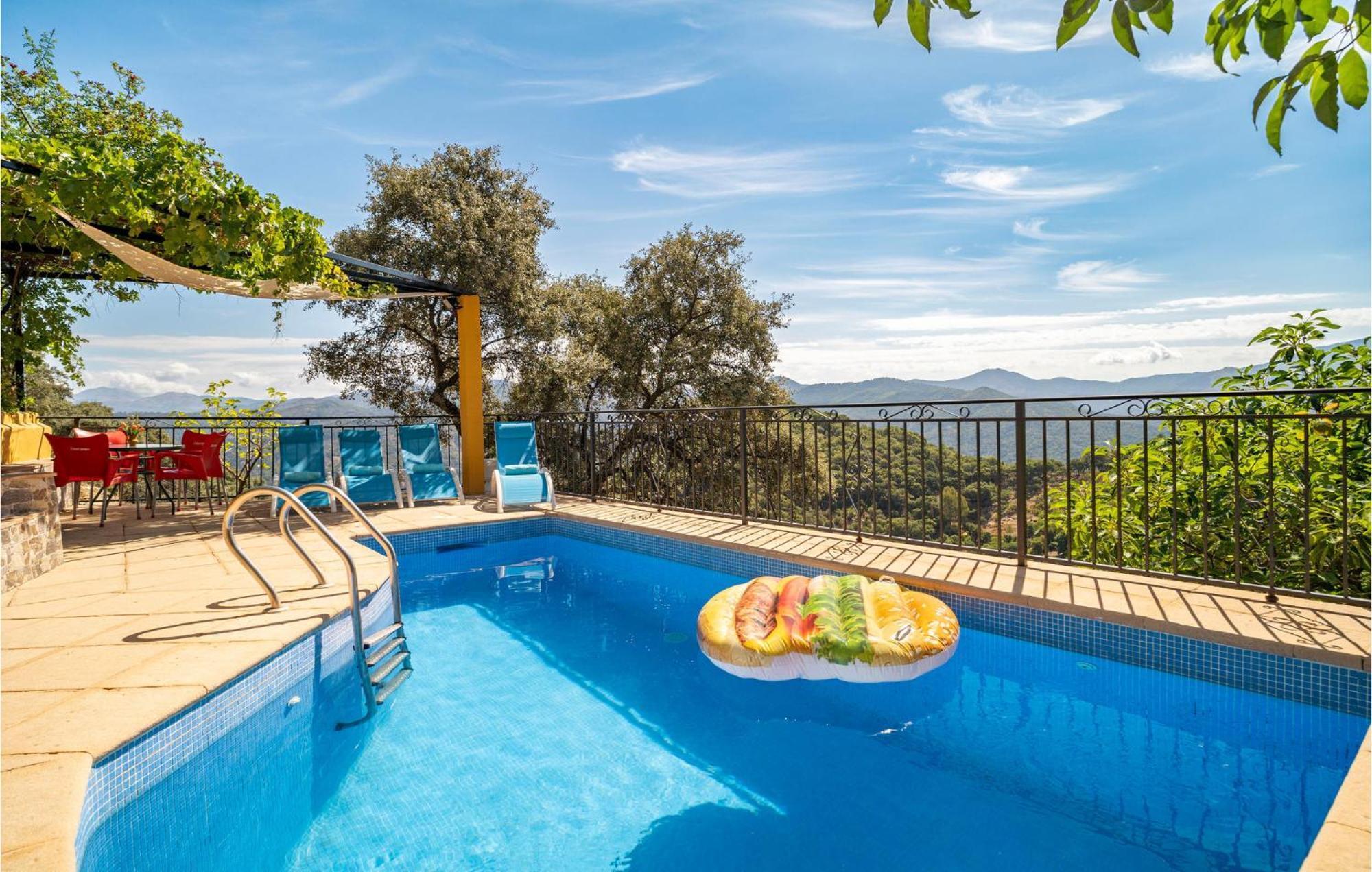 Amazing Cottage In Algatocin With Kitchen Dış mekan fotoğraf